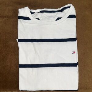 Tommy Hilfiger White Crewneck T-Shirt with Navy Stripes